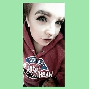 Meet your Posher, Chandra